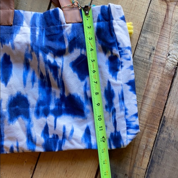 NWT Lu & Elle Blue, brown & Cream Laguna Tote - Picture 12 of 12